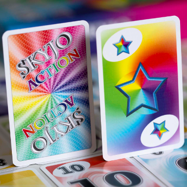 Jeu de cartes d’action Skyjo, jeux de société amusants pour les familles,  jeux de voyage pour 2 à 8 joueurs, passez le temps pour les enfants et les